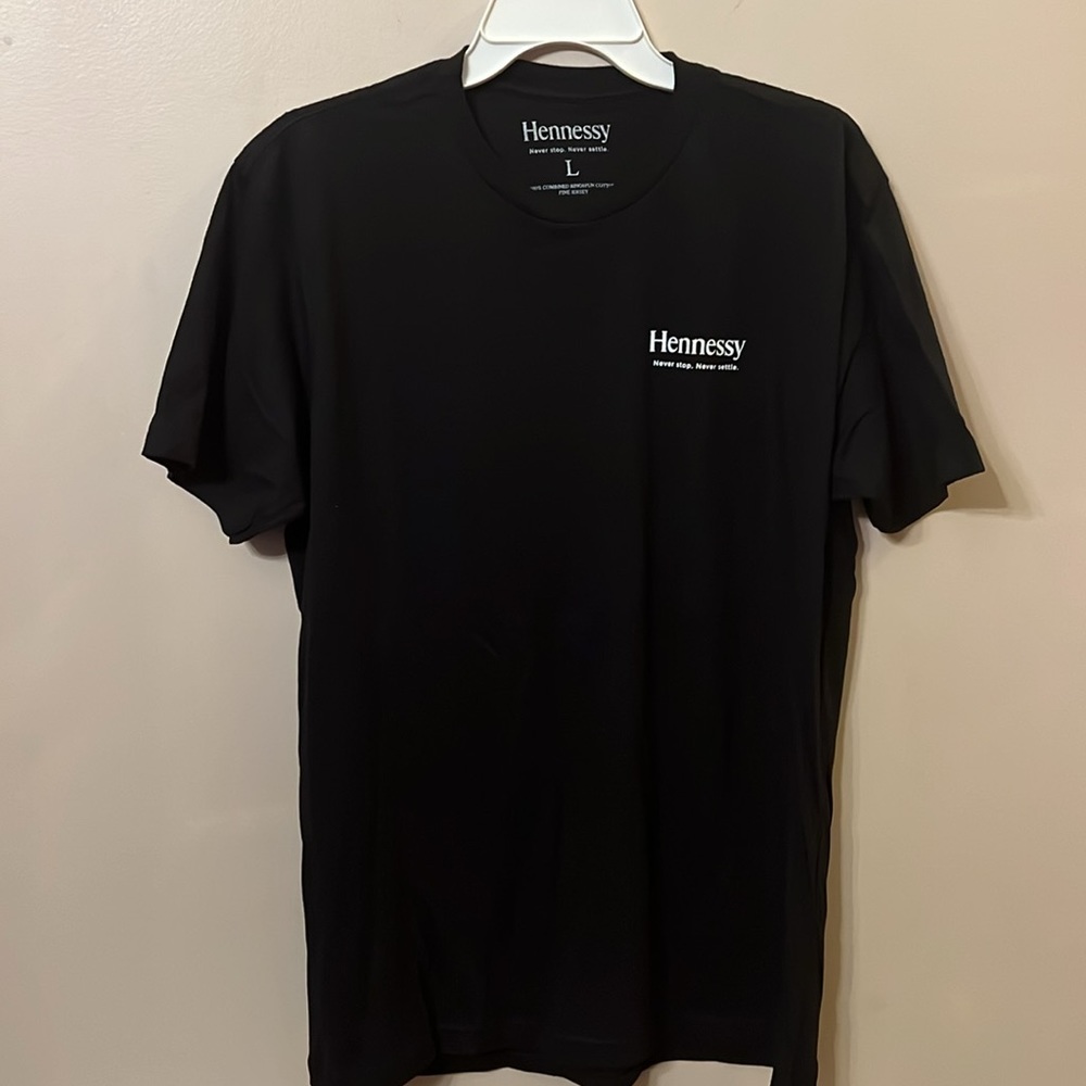 🆕 Hennessy Men’s Tee-Shirt